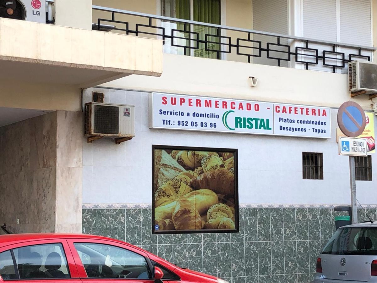 Apartamento Totalmente Reformado Con Piscina Y Jardines Al Lado De La Playa De La Carihuela Torremolinos Ngoại thất bức ảnh